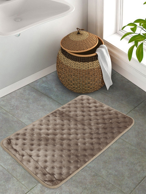 

Portico New York Brown Textured Rectangular Anti-Skid Floor Mat