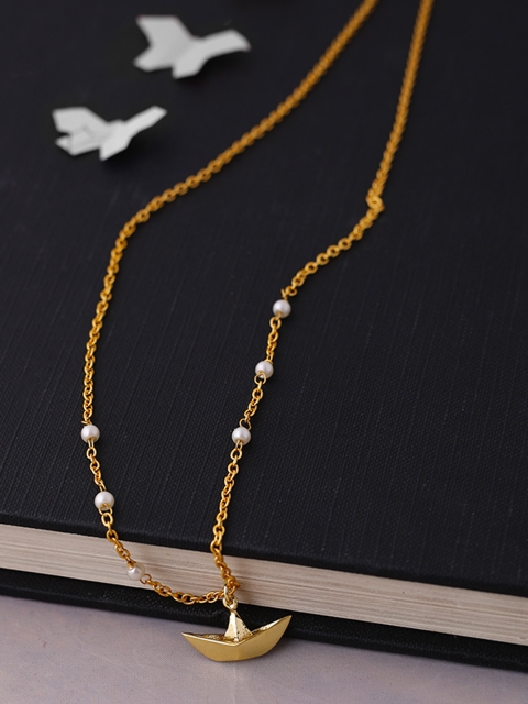 

Voylla Women Gold-Plated Handcrafted Pendant With Chain