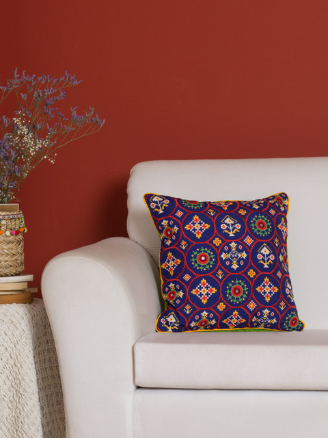 

Chumbak Purple Single Quirky Square Cushion Covers