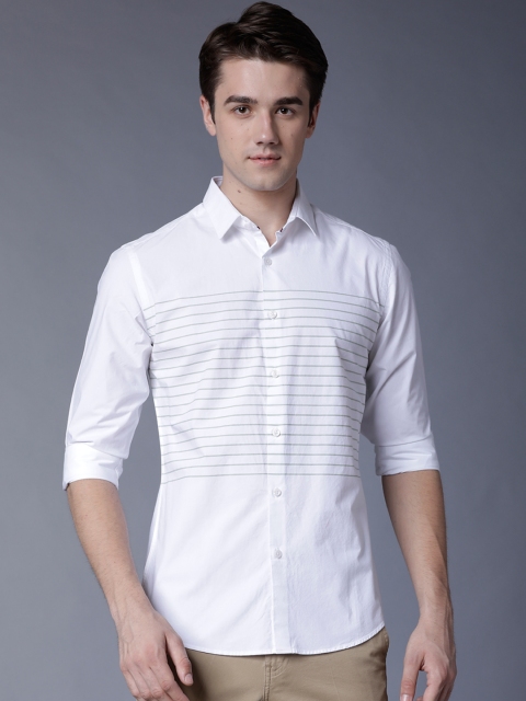 

Black coffee Men White Slim Fit Striped Casual Shirt