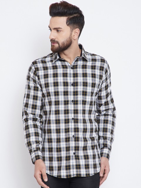 

Duke Men Black & White Regular Fit Checked Casual Shirt