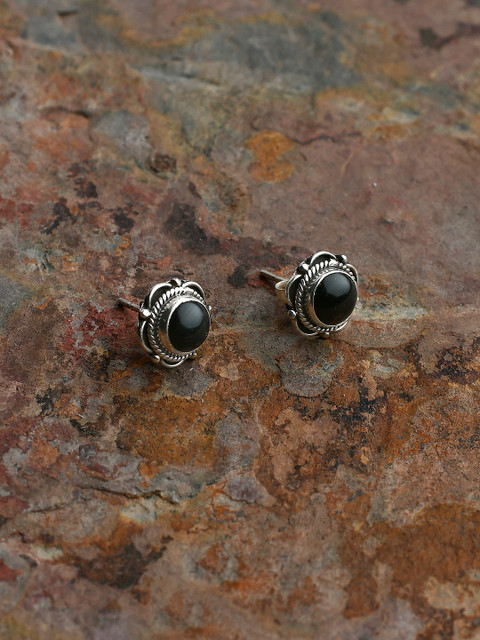 

Silverholic Women Black Contemporary Silver Studs