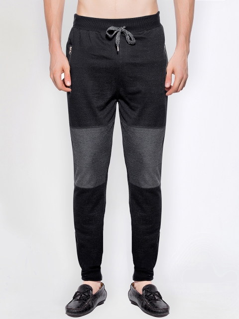 

Maniac Men Black Solid Slim-Fit Joggers