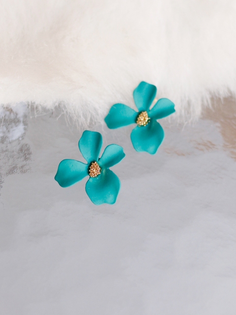 

Bellofox Green & Gold-Toned Floral Studs