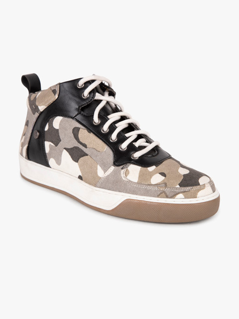 

Duke Men Grey Sneakers