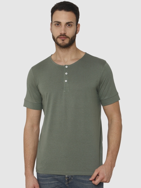 

SELECTED Men Olive Green Solid Henley Neck T-shirt