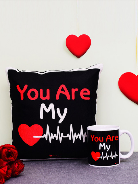 

Archies Love Gifts 1st Valentines Day Special Black & Red Printed Mug & Cushion Combo Set