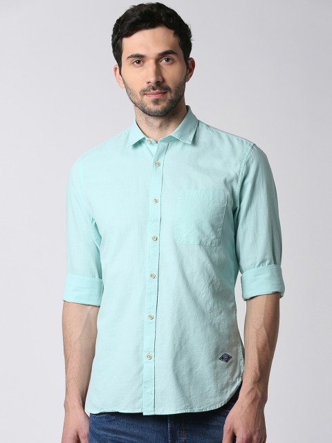 

Peter England Casuals Men Turquoise Blue Slim Fit Solid Casual Shirt