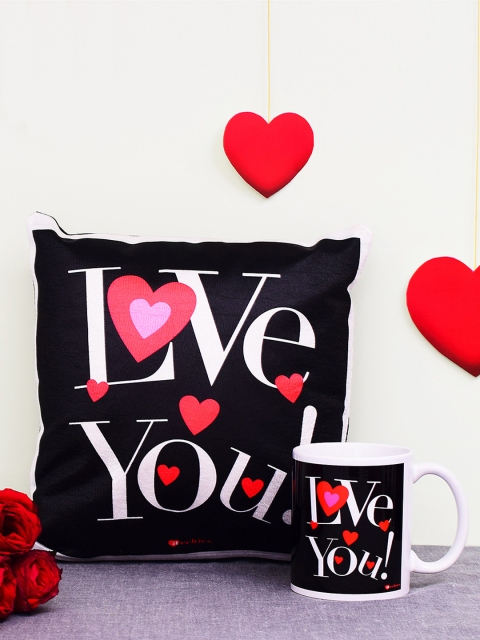 

Archies Love Gifts 1st Valentines Day Special Gift Set, Black