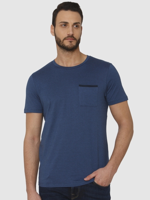 

SELECTED Men Blue Solid Round Neck T-shirt