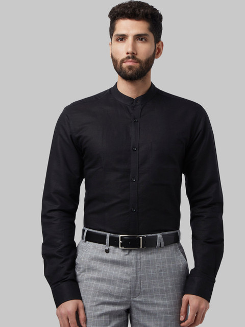

Park Avenue Men Black Slim Fit Solid Formal Shirt