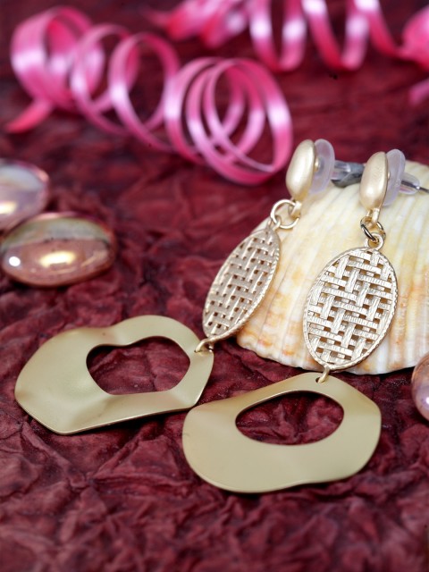 

SASSAFRAS Gold-Plated Contemporary Drop Earrings
