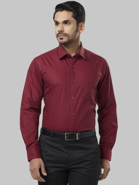 

Raymond Men Maroon Regular Fit Solid Formal Shirt