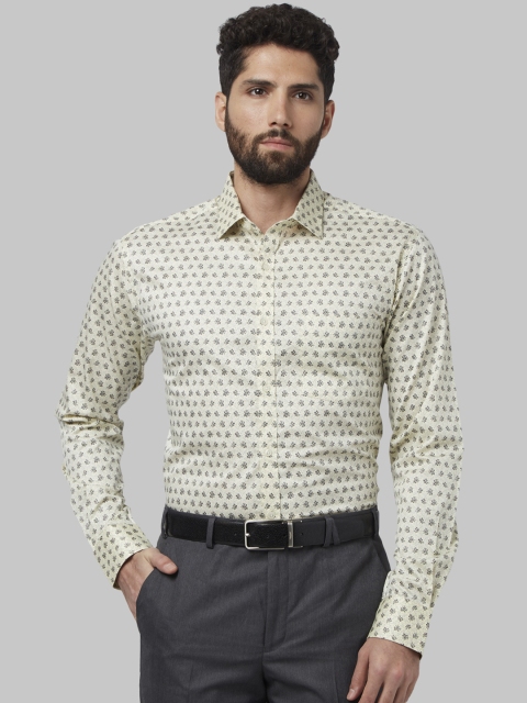 

Park Avenue Men Cream-Coloured & Black Slim Fit Printed Formal Shirt