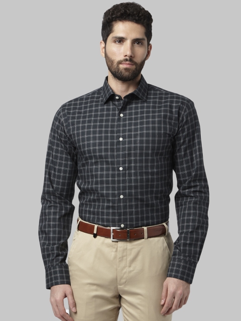 

Park Avenue Men Black Slim Fit Checked Formal Shirt