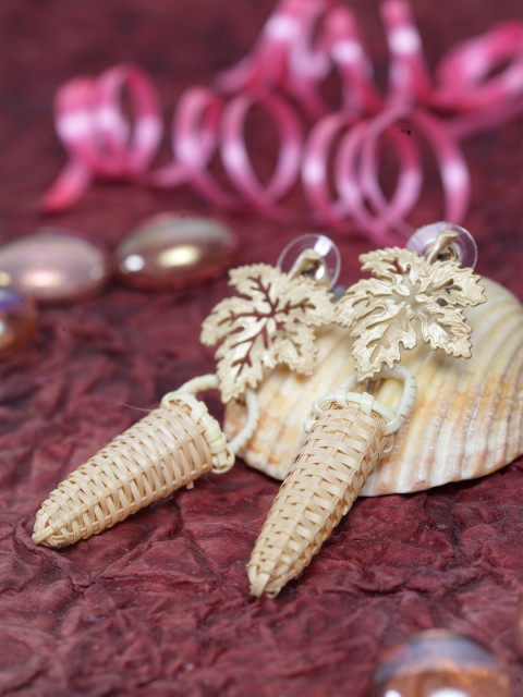 

SASSAFRAS Gold-Plated Contemporary Drop Earrings