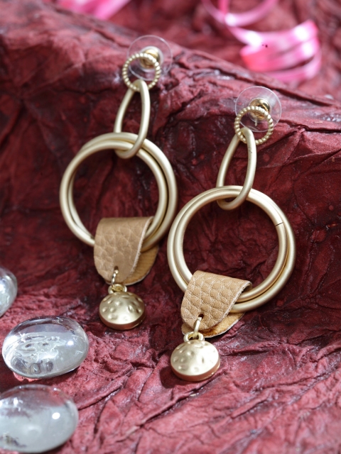 

SASSAFRAS Gold-Plated Contemporary Drop Earrings