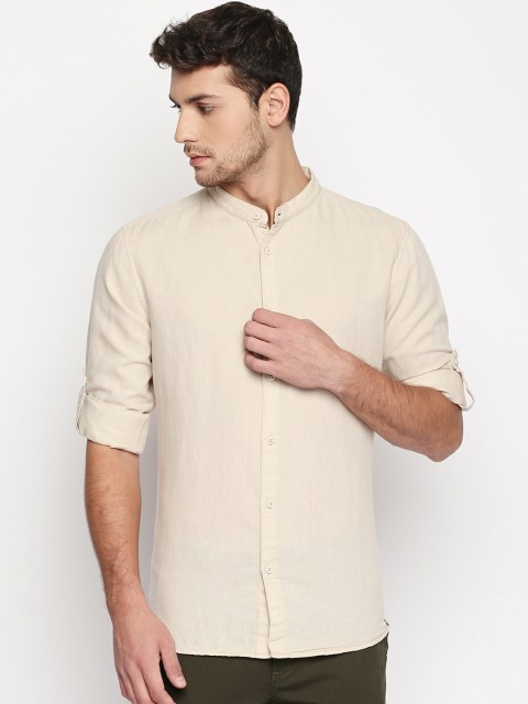 

Urban Ranger by pantaloons Men Beige Slim Fit Solid Linen Casual Shirt