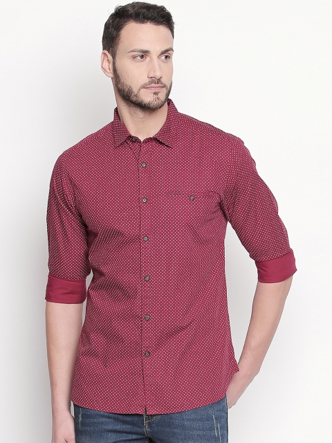 

BYFORD by Pantaloons Men Red Slim Fit Printed Casual Shirt