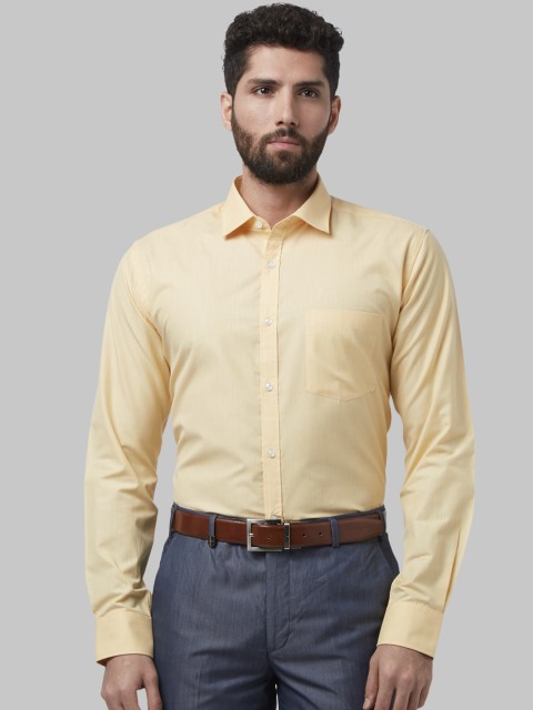 

Park Avenue Men Yellow Slim Fit Solid Formal Shirt