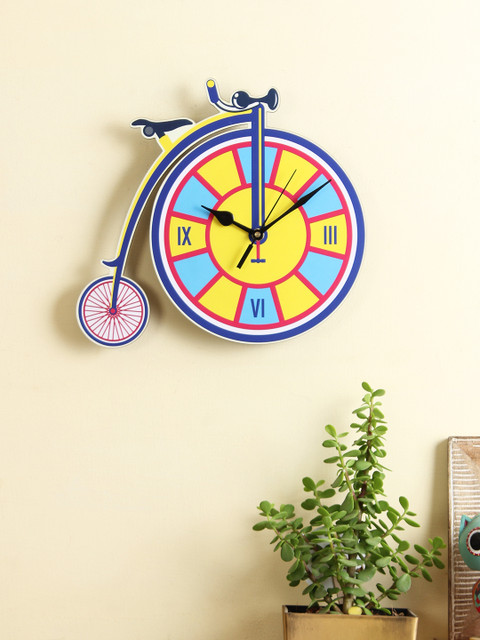

RANGRAGE Yellow Handcrafted Quirky Printed Analogue Wall Clock