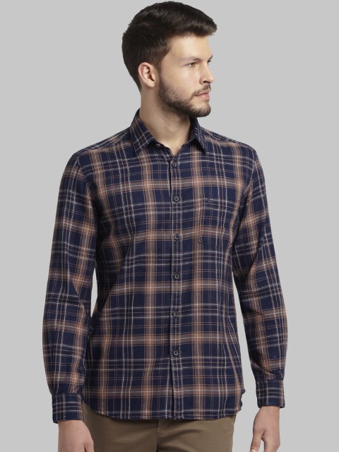 

Parx Men Navy Blue & Brown Slim Fit Checked Casual Shirt