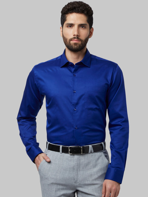 

Park Avenue Men Blue Slim Fit Solid Formal Shirt