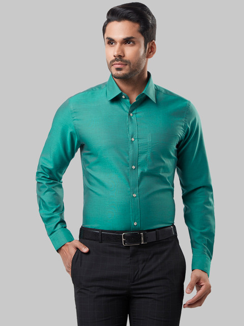 

Raymond Men Green Regular Fit Solid Formal Shirt