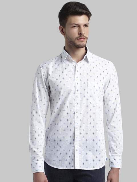 

Parx Men White & Blue Slim Fit Printed Casual Shirt
