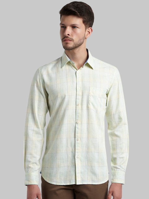 

Parx Men Green Slim Fit Checked Casual Shirt