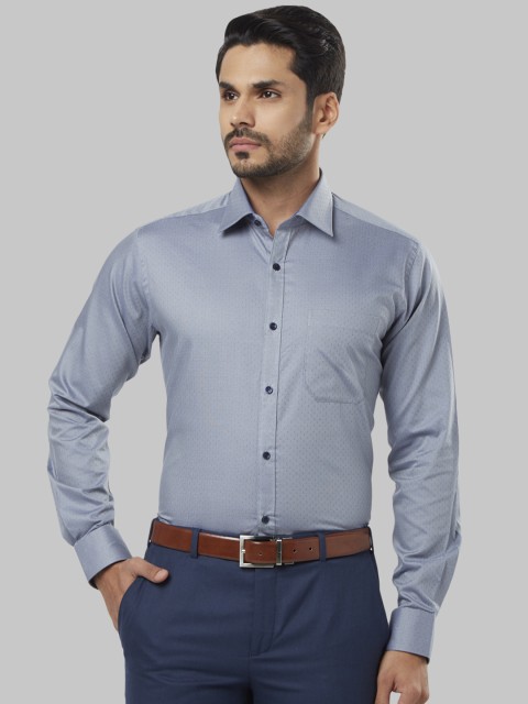 

Raymond Men Grey Slim Fit Self Design Formal Shirt