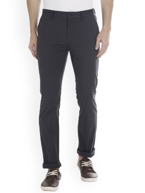 

Bar Harbour Men Grey Comfort Slim Fit Solid Regular Trousers