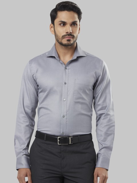 

Raymond Men Grey Regular Fit Solid Formal Shirt