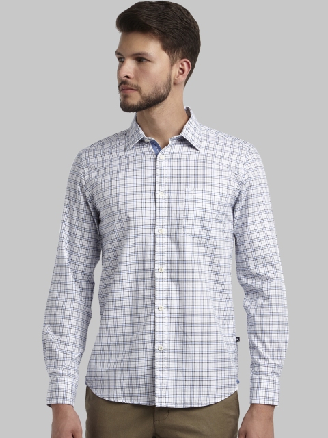 

Parx Men White Slim Fit Checked Casual Shirt