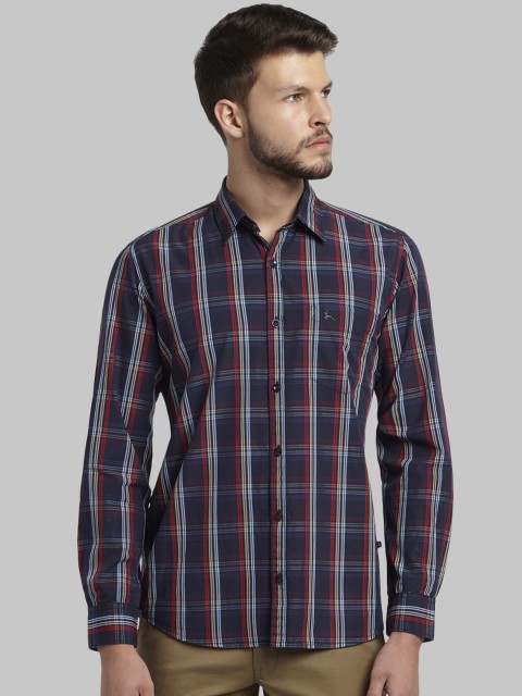 

Parx Men Blue & Red Slim Fit Checked Casual Shirt