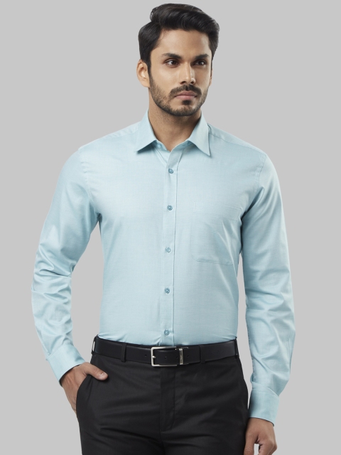 

Raymond Men Turquoise Blue Regular Fit Solid Formal Shirt
