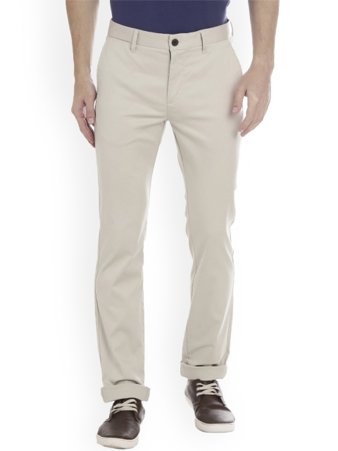 

Bar Harbour Men Cream-Coloured Comfort Slim Fit Solid Regular Trousers
