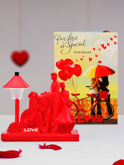 

Archies Multicoloured Couple Figurine with Greeting Card, Multi