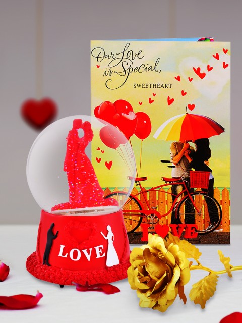

Archies Multicoloured Combo of Love Figurine, Rose & Greeting Card, Multi