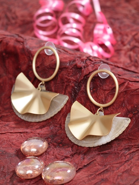 

SASSAFRAS Gold-Toned & White Contemporary Drop Earrings