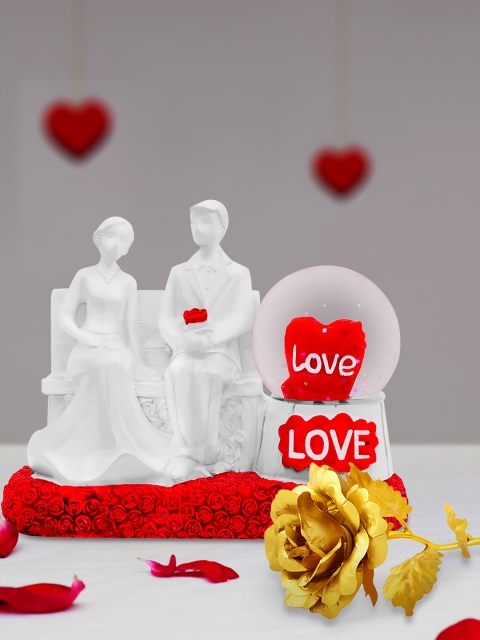 

Archies Multicoloured Combo of Love Figurine & Rose, Multi