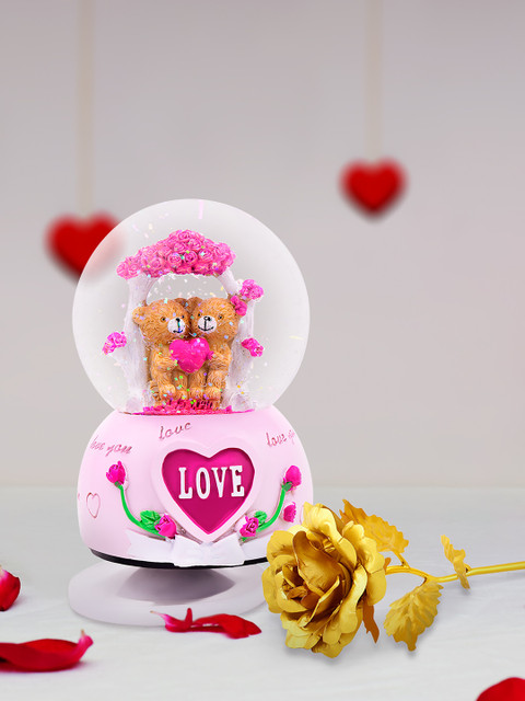 

Archies Multicoloured Combo of Love Figurine & Rose, Multi