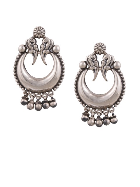

ahilya Sterling Silver Crescent Shaped Chandbalis