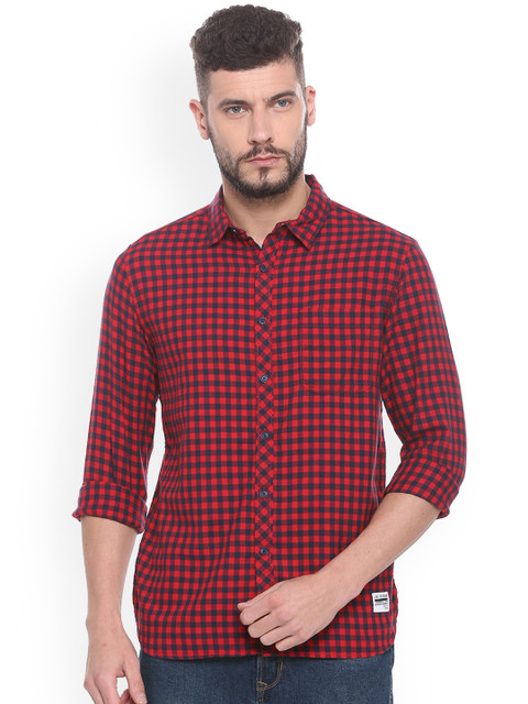 

People Men Red & Blue Regular Fit Checked Casual Shirt