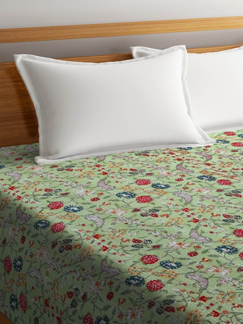 

Rajasthan Decor Green Floral Screen Print Kantha Work Cotton Double King Bed Cover