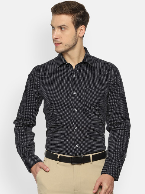 

Van Heusen Men Black Slim Fit Printed Formal Shirt