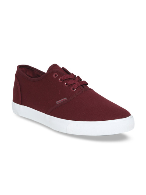 

Flying Machine Men Burgundy Solid Sneakers