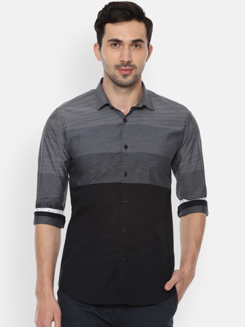 

V Dot Men Grey Skinny Fit Striped Casual Shirt
