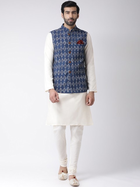 

KISAH Men Off-White Solid Kurta Set