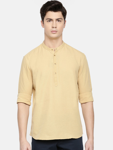 

Chennis Men Beige Solid Straight Kurta